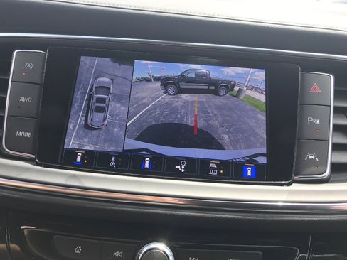 Used 2024 Buick Enclave Avenir w/ Avenir Technology Package AWD/4WD image 16
