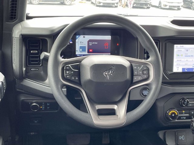 Used 2023 Ford Bronco 4-Door AWD/4WD image 17