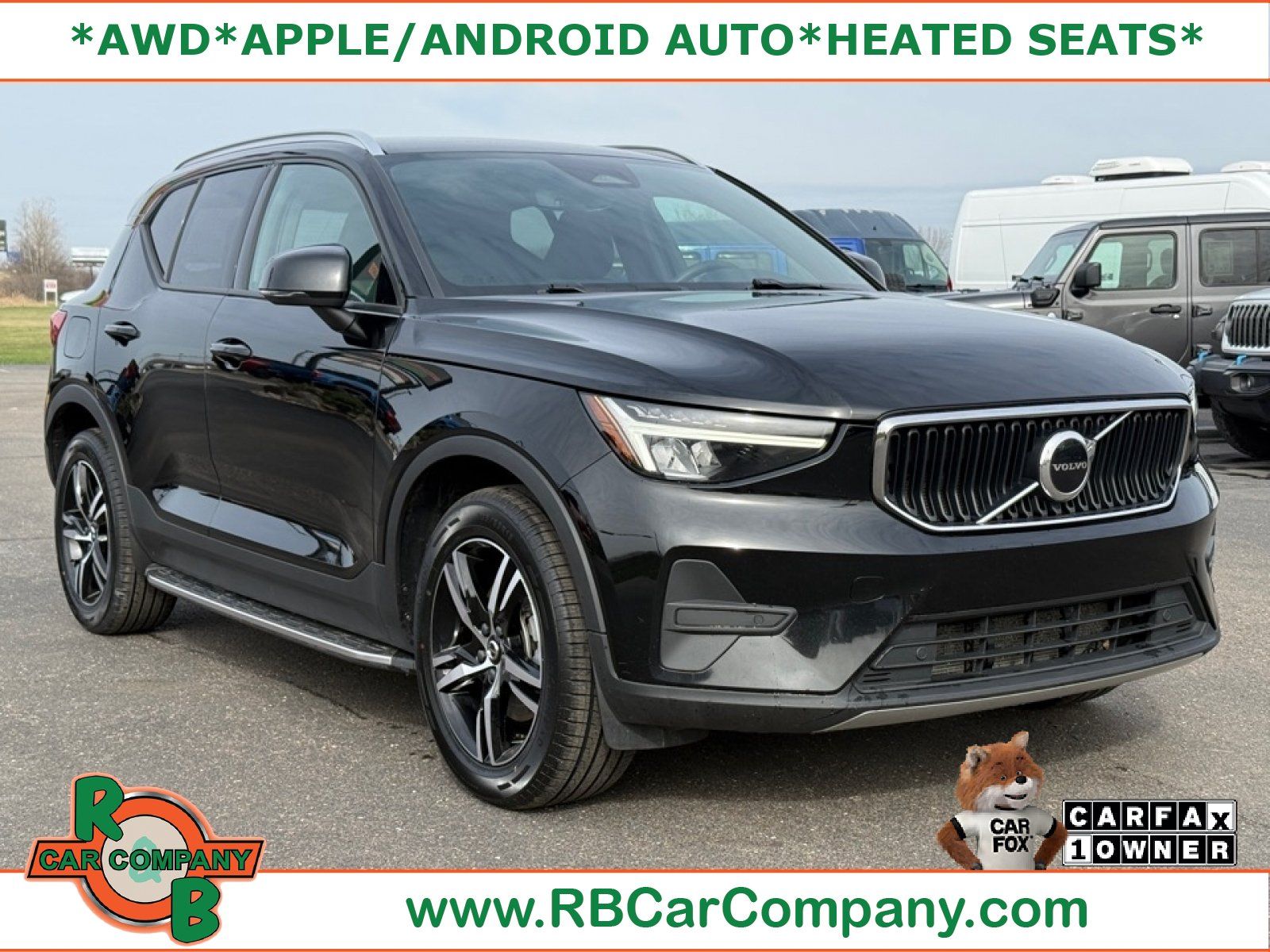 Used 2023 Volvo XC40 B5 Core AWD/4WD image 1