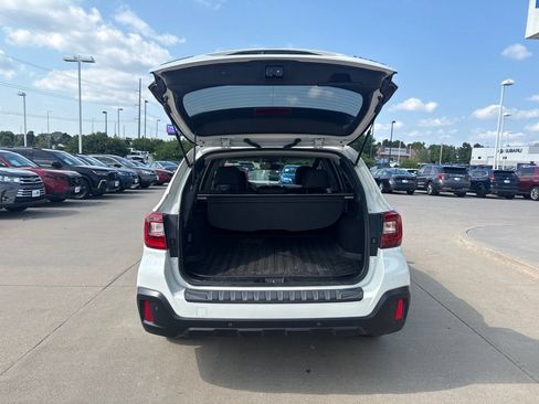 Used 2019 Subaru Outback 2.5i Limited AWD/4WD image 43