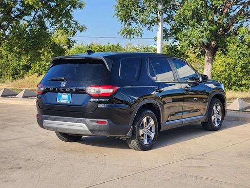 Used 2025 Honda Pilot EX-L image 5