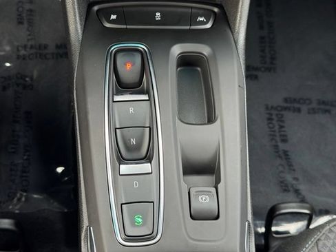 Used 2023 Chevrolet Bolt LT FWD image 20