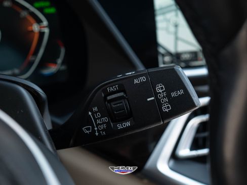 Used 2021 BMW X5 xDrive40i w/ M Sport Package image 29