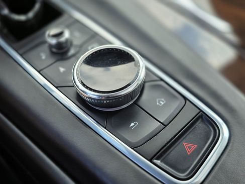 Used 2021 Cadillac Escalade Sport Platinum image 42