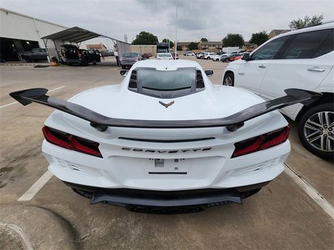 Used 2025 Chevrolet Corvette Z06 RWD image 5