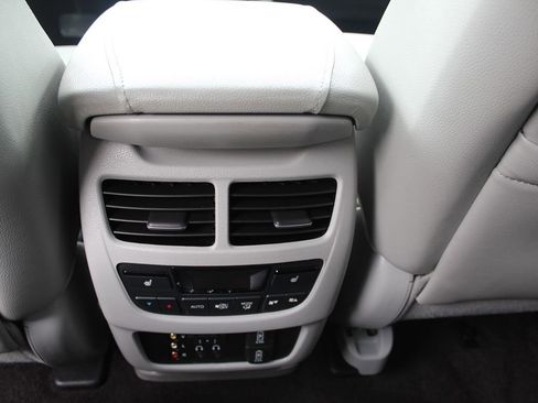 Used 2017 Acura MDX FWD w/ Tech & Entertainment image 34