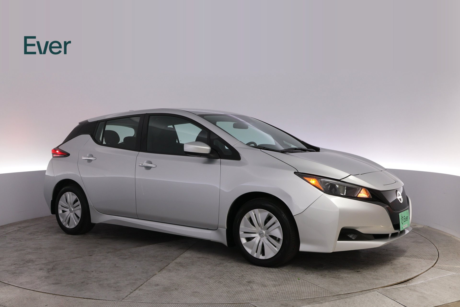 Used 2025 Nissan Leaf S FWD image 14