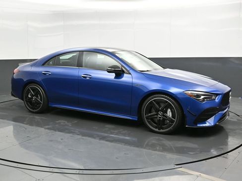 New 2025 Mercedes-Benz CLA 35 AMG 4MATIC image 7
