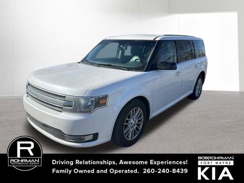 Used 2013 Ford Flex SEL image 1