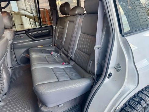 Used 1999 Toyota Land Cruiser image 23