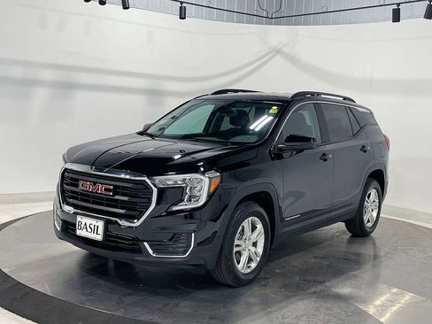 Used 2024 GMC Terrain SLE w/ Driver Convenience Package AWD/4WD image 8