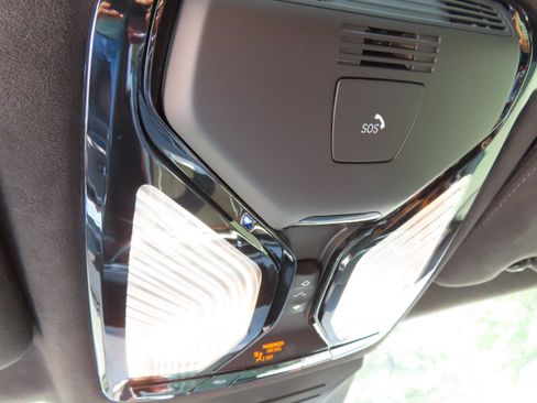 Used 2024 BMW X7 M60i w/ Executive Package AWD/4WD image 41