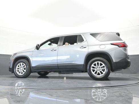 Used 2023 Chevrolet Traverse LS FWD image 55
