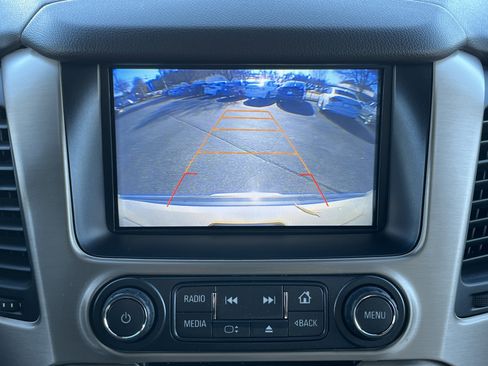 Used 2017 GMC Yukon Denali w/ Open Road Package image 4