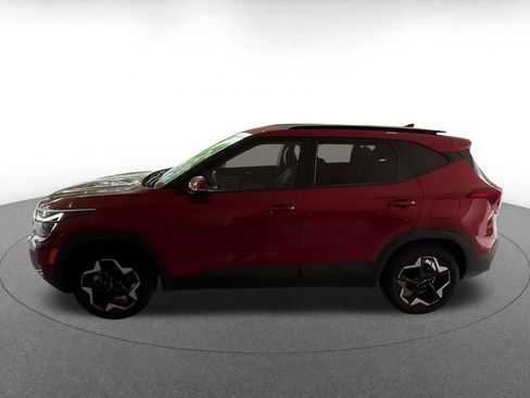 Used 2025 Kia Seltos S FWD image 7