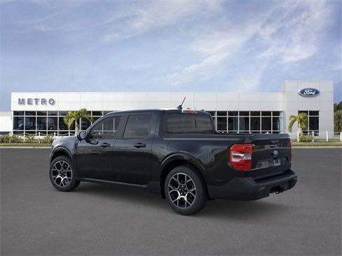 New 2025 Ford Maverick Lariat image 4