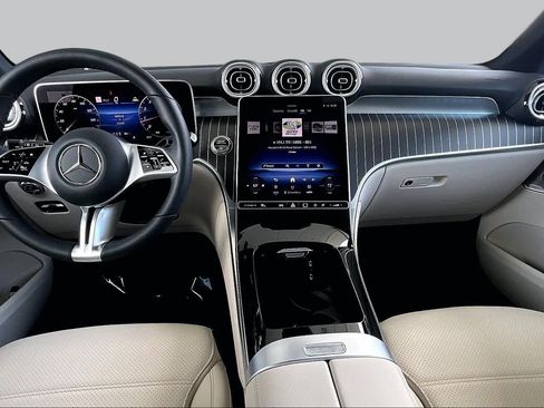 Used 2026 Mercedes-Benz GLC 300 4MATIC image 14