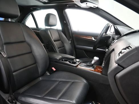 Used 2009 Mercedes-Benz C 300 4MATIC Sedan image 20