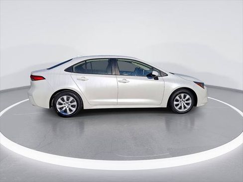 Certified 2020 Toyota Corolla LE FWD image 11