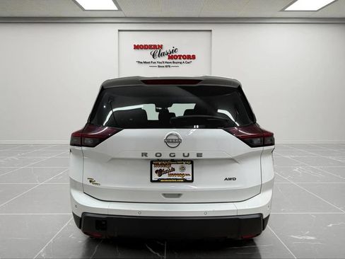 Used 2024 Nissan Rogue S AWD/4WD image 6