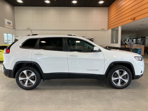 Used 2020 Jeep Cherokee Limited image 4