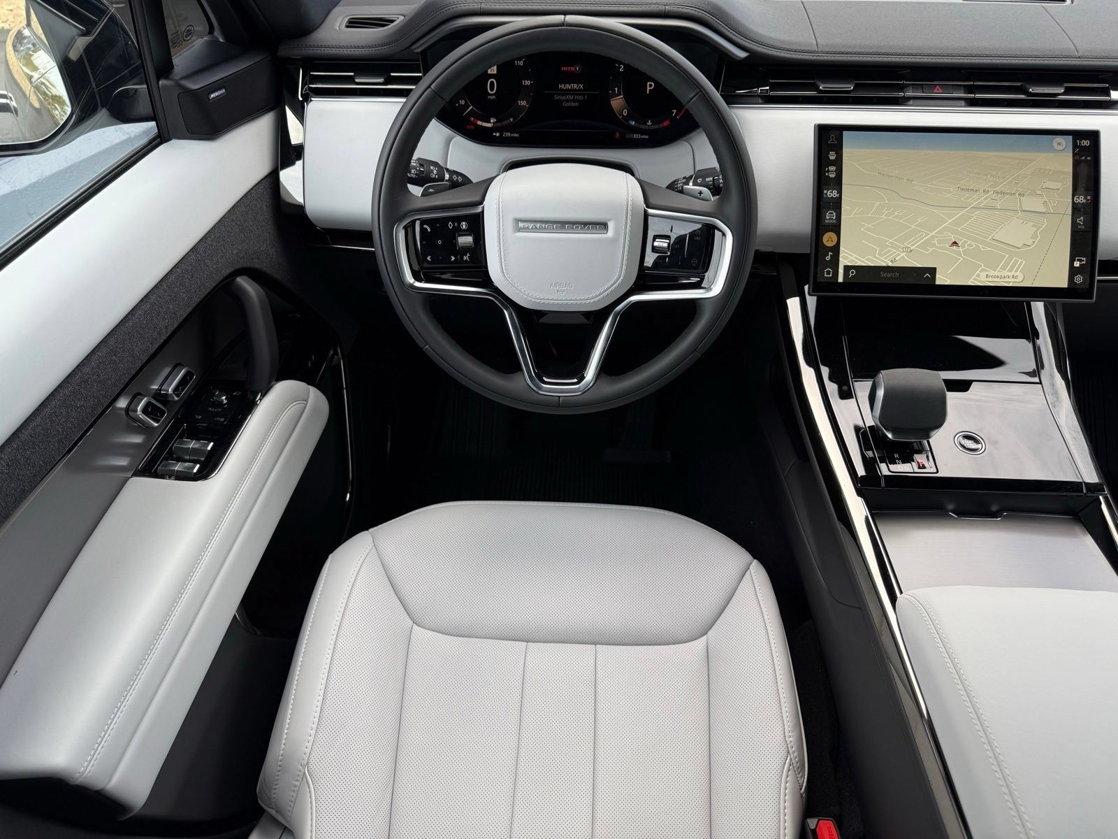 New 2026 Land Rover Range Rover Sport SE AWD/4WD image 29