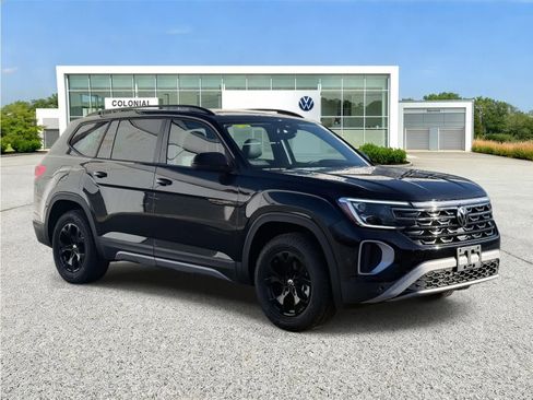 New 2026 Volkswagen Atlas Peak Edition AWD/4WD image 7