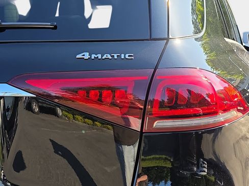 Used 2022 Mercedes-Benz GLE 350 4MATIC image 39