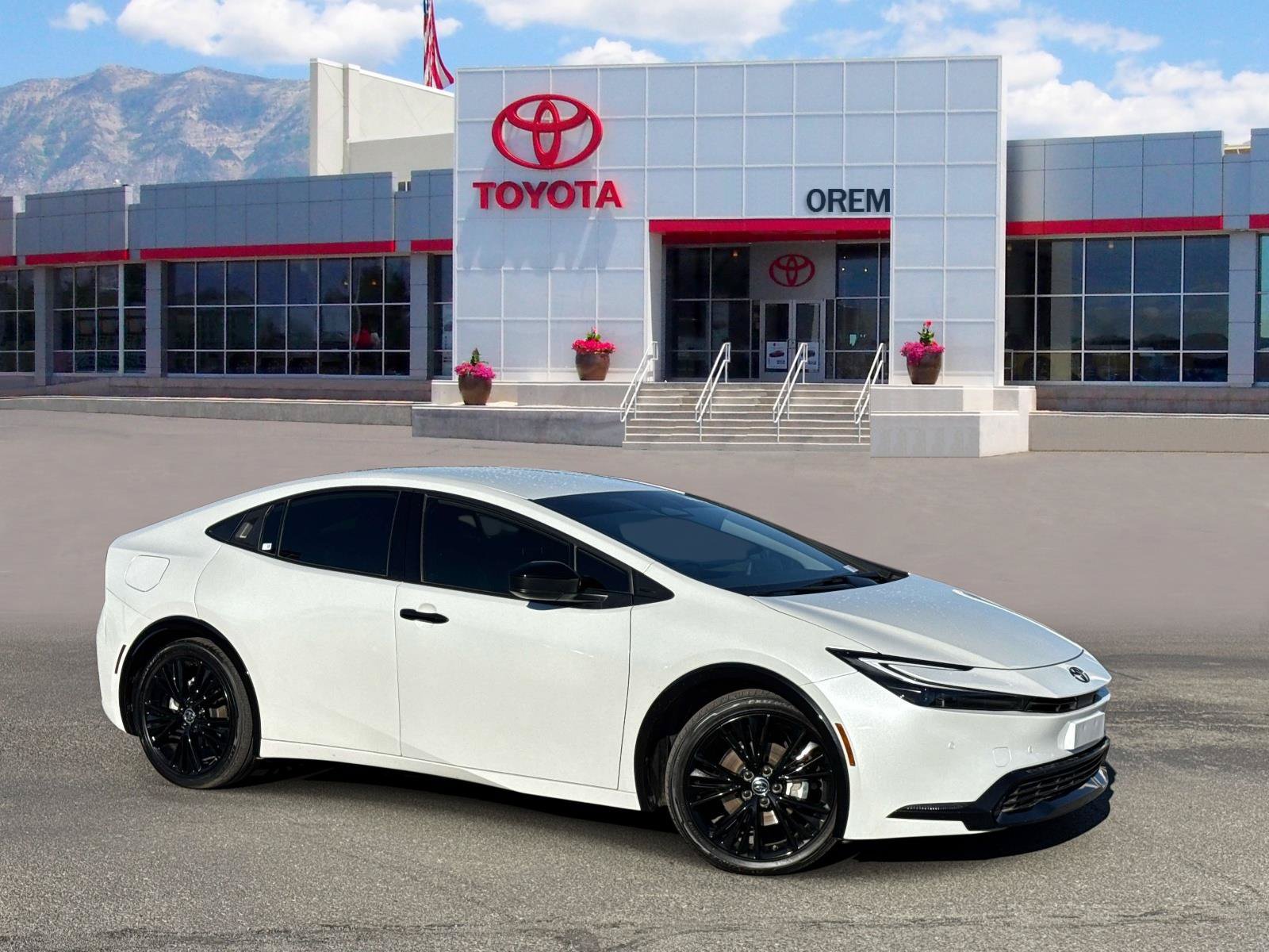 Used 2026 Toyota Prius Plug-In Hybrid FWD image 1