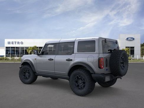 New 2026 Ford Bronco Badlands image 4