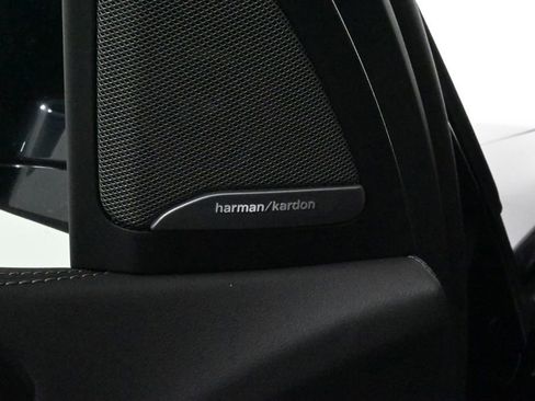 Used 2026 BMW X5 xDrive50e w/ M Sport Package image 31