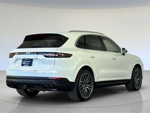 Certified 2023 Porsche Cayenne image 8