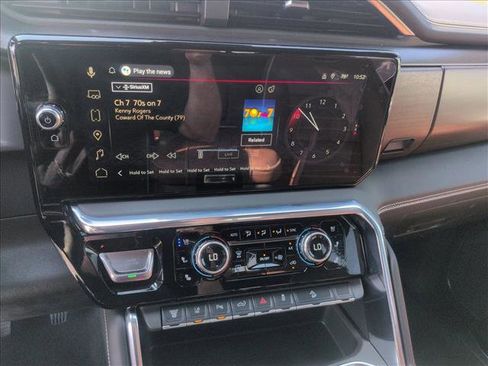 Used 2025 GMC Sierra 2500 Denali Ultimate image 15