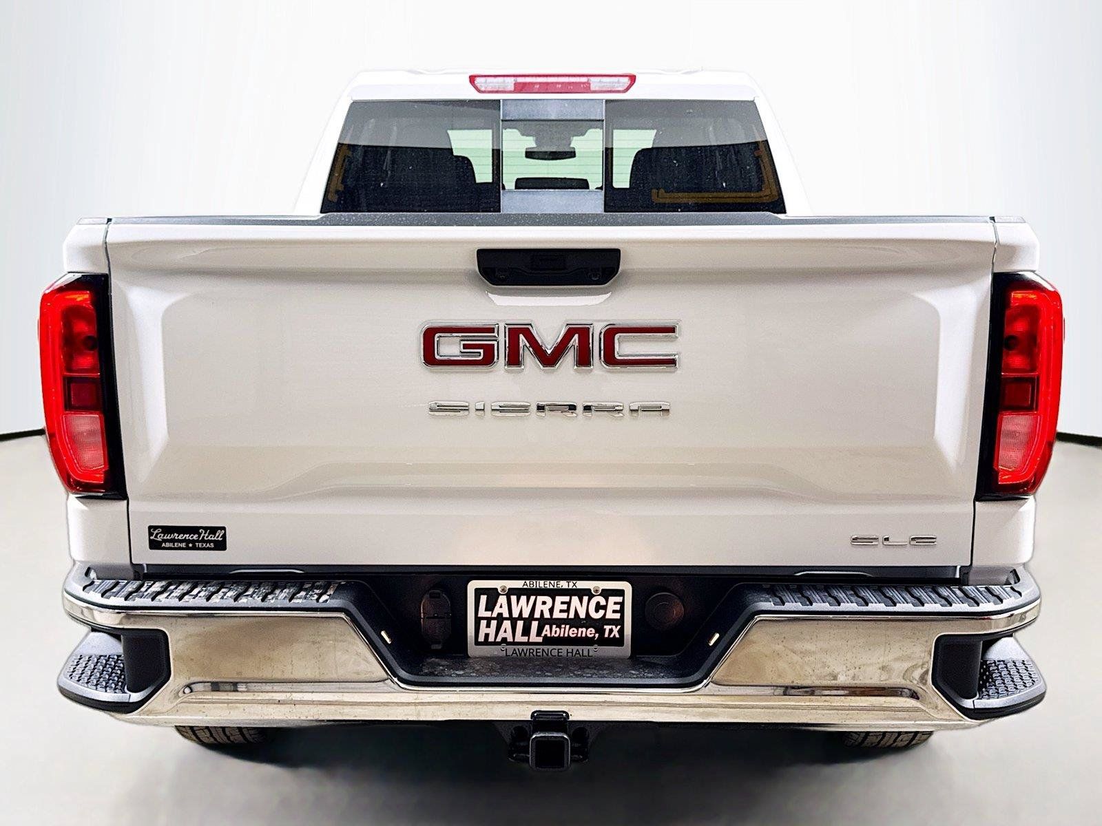 New 2026 GMC Sierra 1500 SLE w/ Preferred Package RWD image 4