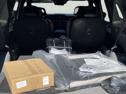 New 2026 Kia EV9 Land w/ Nightfall Edition Package image 8