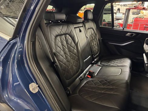 Used 2023 BMW X5 xDrive45e w/ Executive Package AWD/4WD image 18
