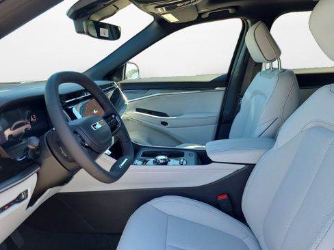 New 2025 Jeep Wagoneer S Limited image 9