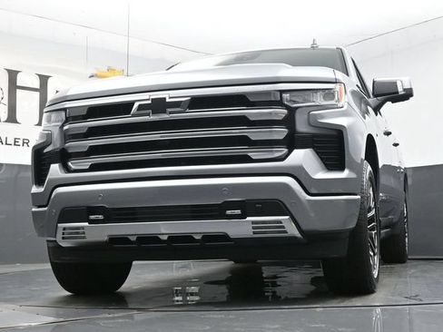 Used 2026 Chevrolet Silverado 1500 High Country AWD/4WD image 56