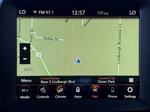 Used 2022 Jeep Renegade Limited image 23