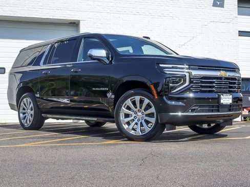 New 2026 Chevrolet Suburban Premier image 2