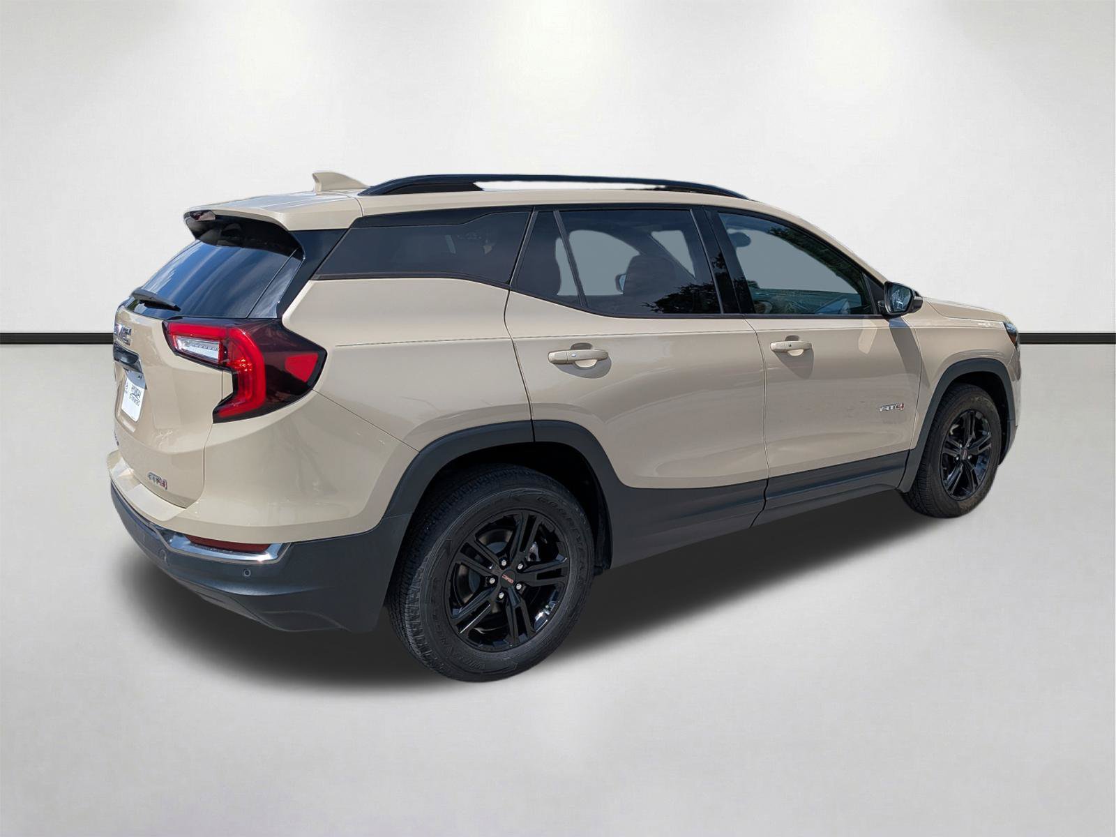 Used 2022 GMC Terrain AT4 w/ Infotainment Package II AWD/4WD image 4
