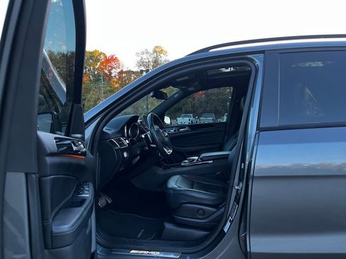 Used 2019 Mercedes-Benz GLE 43 AMG 4MATIC image 10