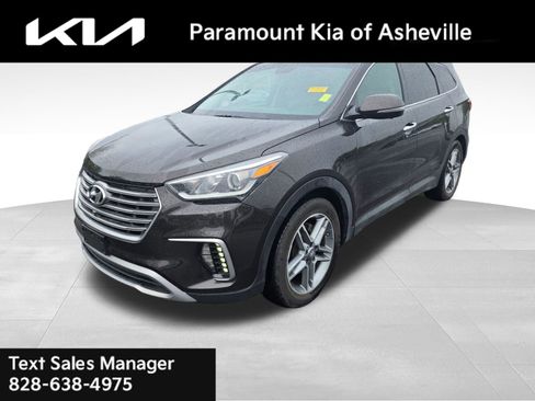 Used 2017 Hyundai Santa Fe FWD image 1