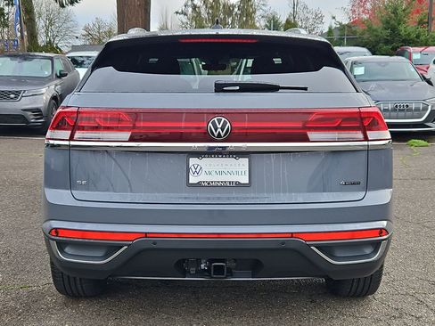 New 2026 Volkswagen Atlas Cross Sport SE AWD/4WD image 4