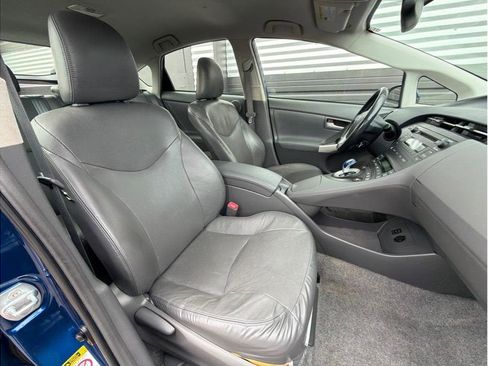 Used 2010 Toyota Prius One image 4