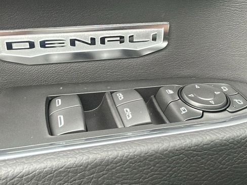 New 2026 GMC Sierra 1500 Denali w/ Denali Reserve Package image 16