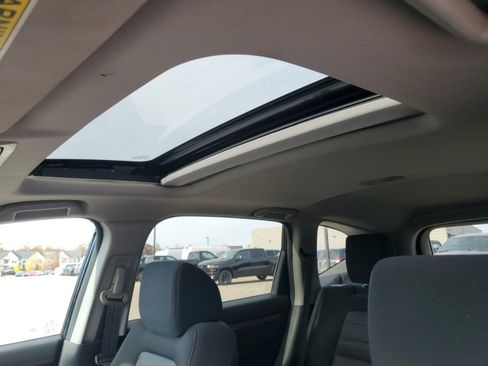 Used 2019 Honda CR-V EX image 23