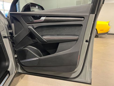 Used 2021 Audi SQ5 Premium Plus image 45