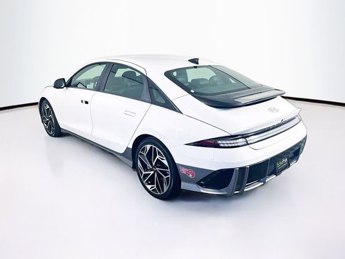 Used 2024 Hyundai Ioniq 6 SEL RWD image 5