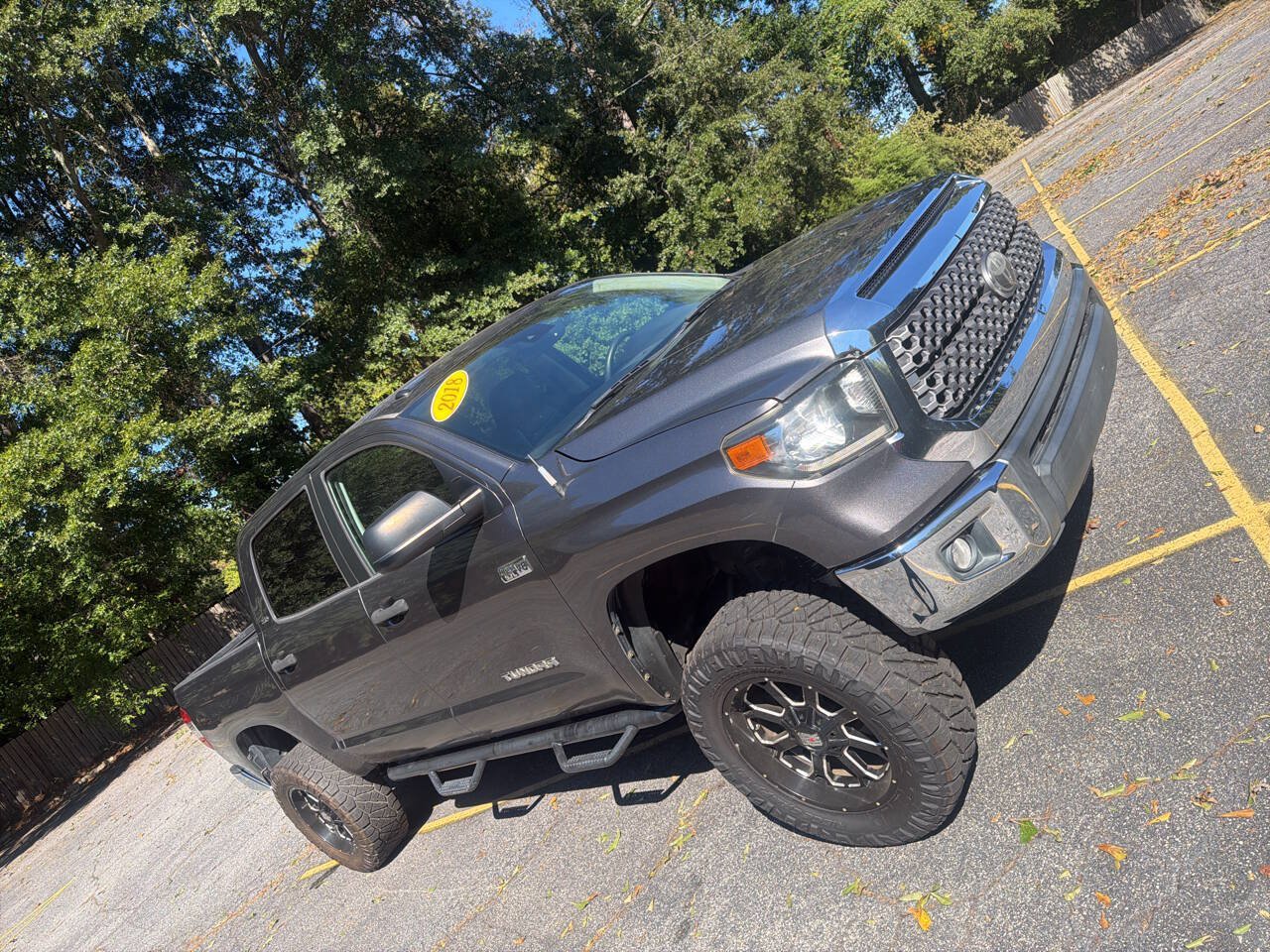Used 2018 Toyota Tundra SR5 w/ SR5 Upgrade Package AWD/4WD image 13